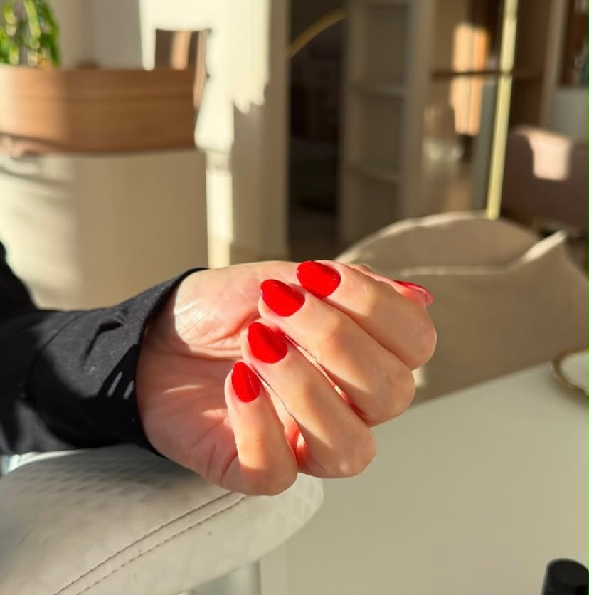 UNHAS (ESMALTAÇÃO EM GEL)